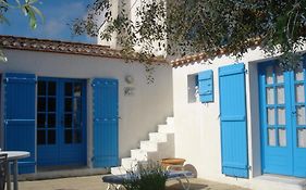 Le Buzet Bleu Bed&Breakfast